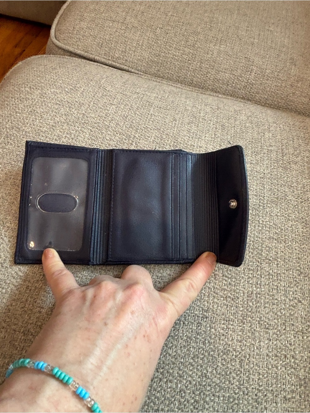 Two Buxton Wallets - Picture 3 of 7